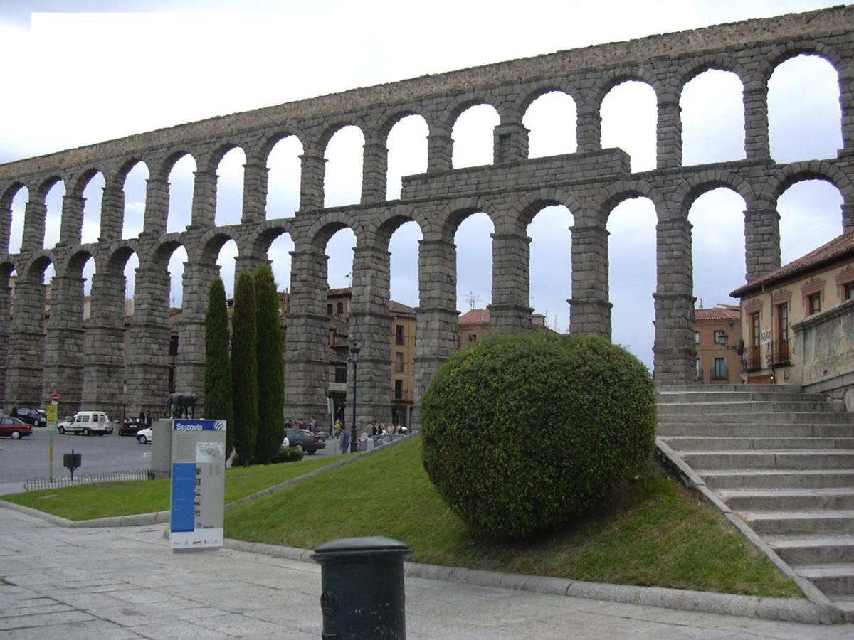 Real Segovia Apartments By Recordis Hotels Exteriör bild