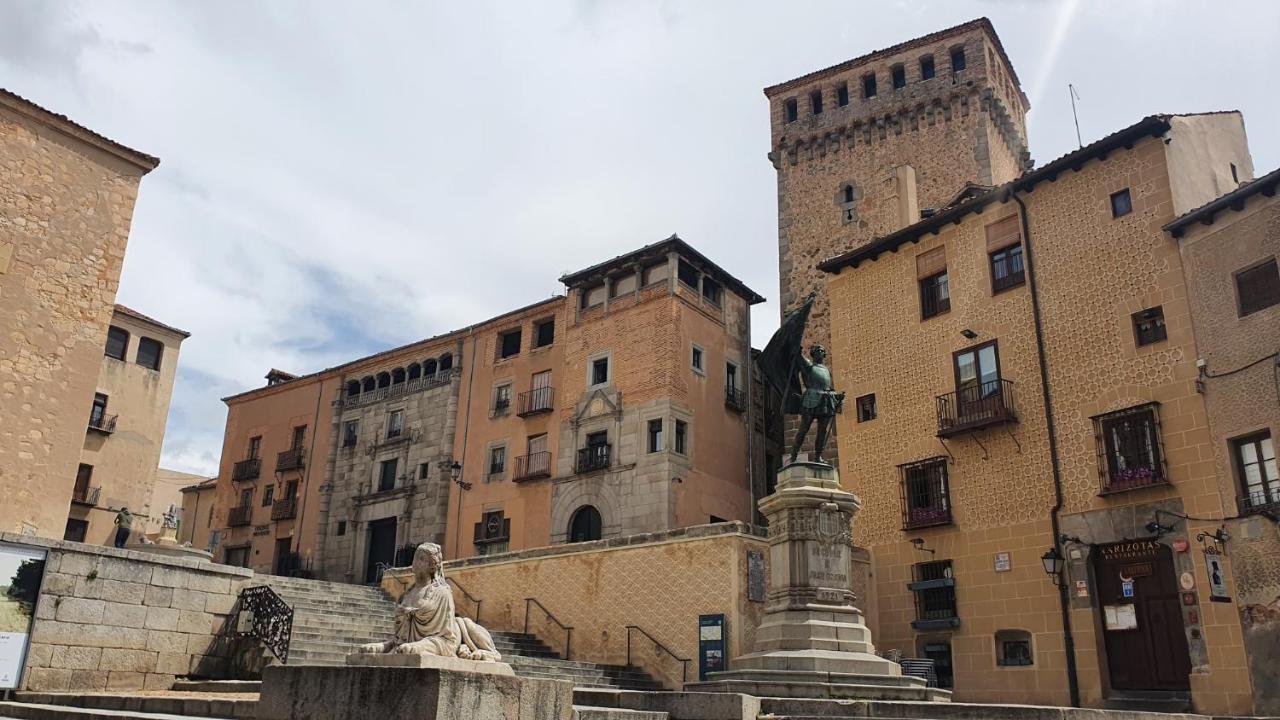 Real Segovia Apartments By Recordis Hotels Exteriör bild